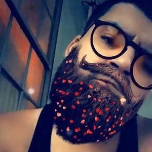 Meet your Posher, Felipe aaron